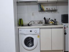 Room 103 6th image