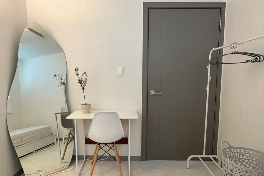 #23 홍대 3룸 4인 7번째 이미지