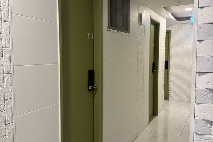 Mini-room with an interior-facing window and  8th image