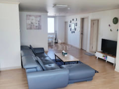 Songjeong's Best Location Apartment ♡ 0th image