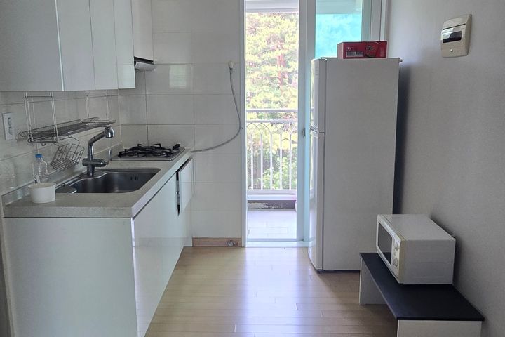 Clean worker accommodation 5th image