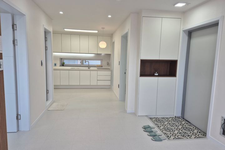 Gyeyang Station 3-room with a sky view 3th image