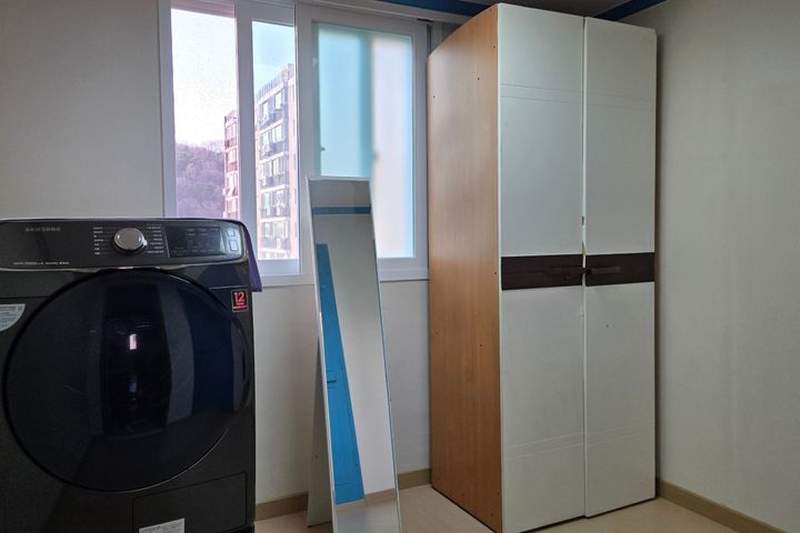 💙Great natural light, 3 bedrooms, fully furn 7th image