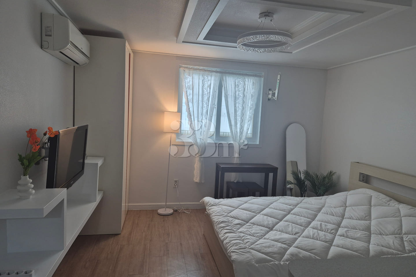 Pretty short-term accommodation near Busan St 13th image