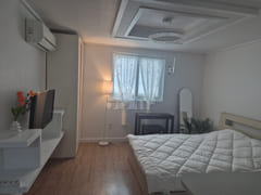 Pretty short-term accommodation near Busan St 13th image