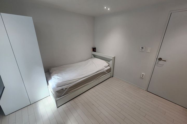 Seongsu-dong studio apartment with a separate 1th image