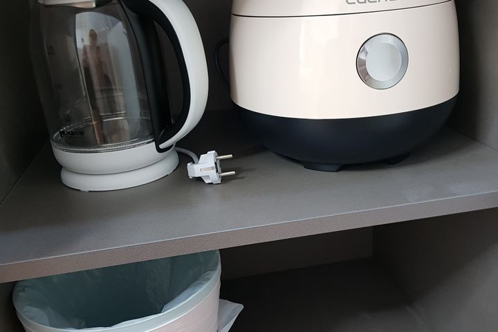 Jeongja Stay / Spacious 1.5-Room Unit 6th image