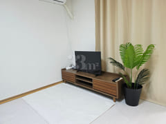 Dujeong-dong, spacious room with 1 queen bed 1th image