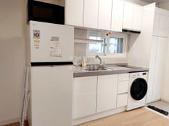 New, fully-furnished officetel Q 5th image
