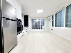 Clean, fully-furnished studio apartment 4th image