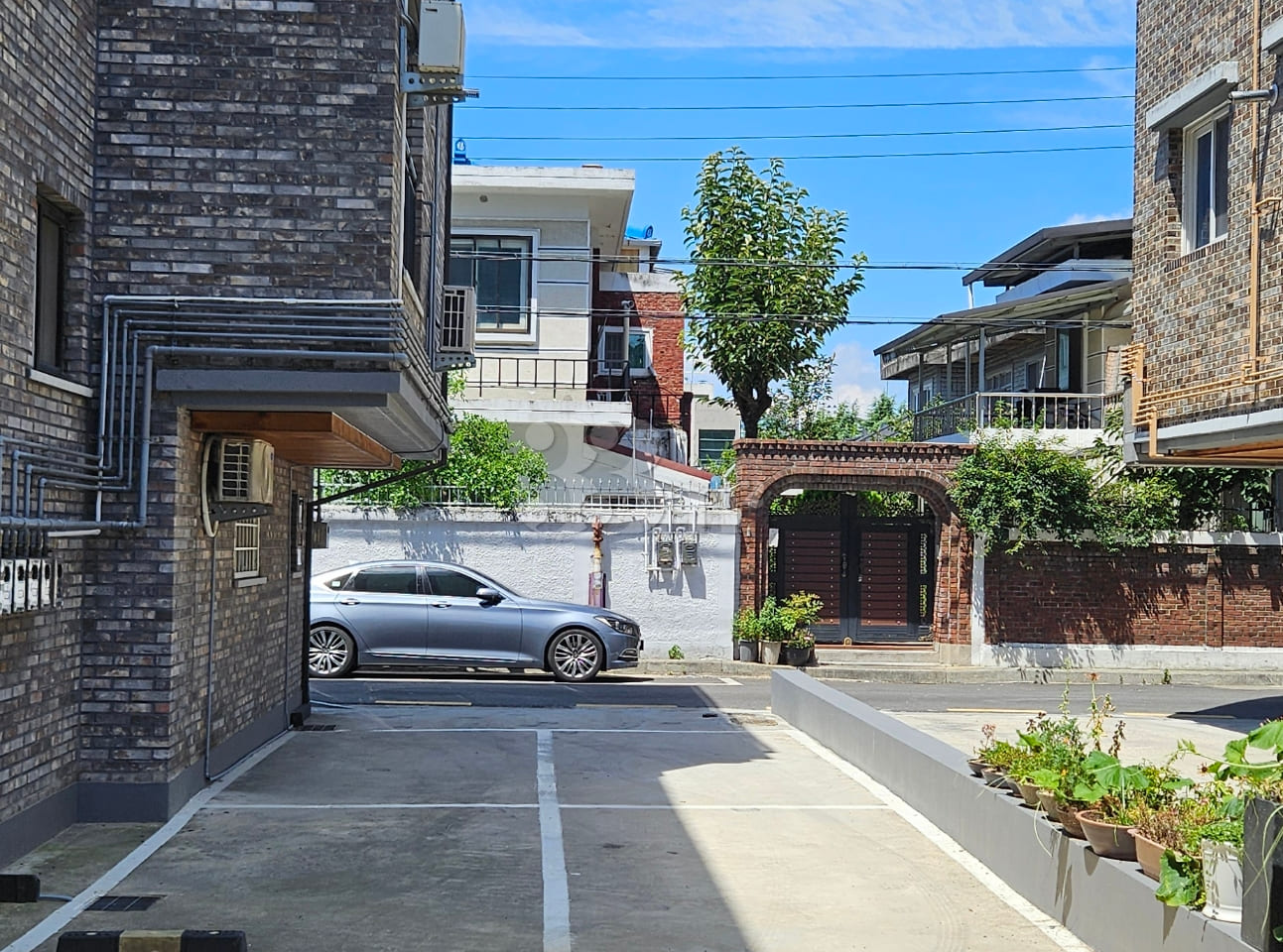 5-minute drive to Hanok Village 19th image