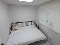 DMC White Stay 8th image