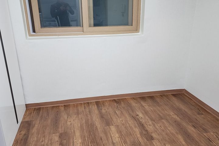 Hyunjeong Studio B 6th image