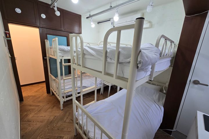 Hongdae, excellent value for money, 4 people, 0th image