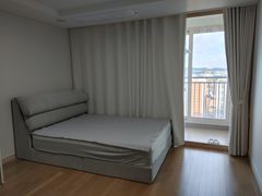 Spacious 3-bedroom apartment in Cheongna, Inc 3th image