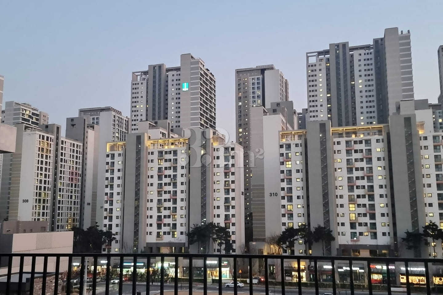 1.5-room apartment with a great view near Son 8th image