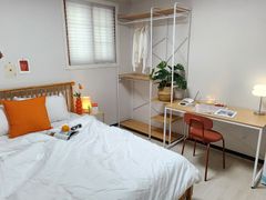 Short-term rental specialist accommodation 1 1th image
