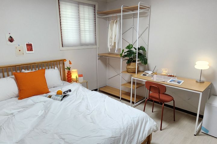 Short-term rental specialist accommodation 1 1th image