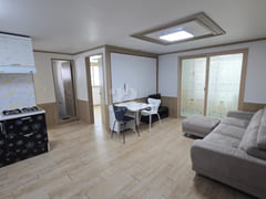 Dream House Two-Room 0th image