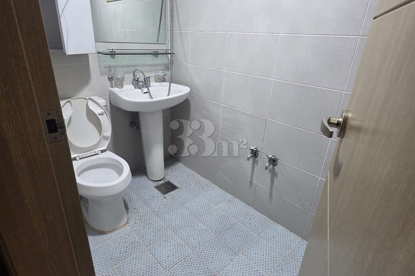 Safe studio apartment in Sinseong-dong 3th image