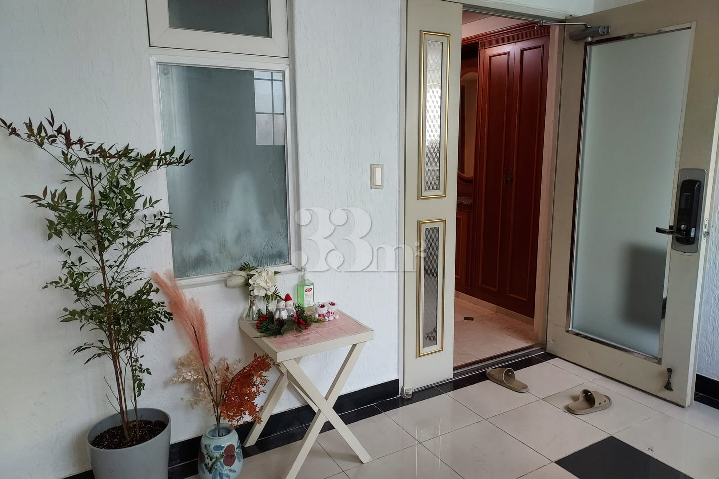 Three-bedroom apartment with full options in  19th image