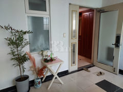 Three-bedroom apartment with full options in 19th image