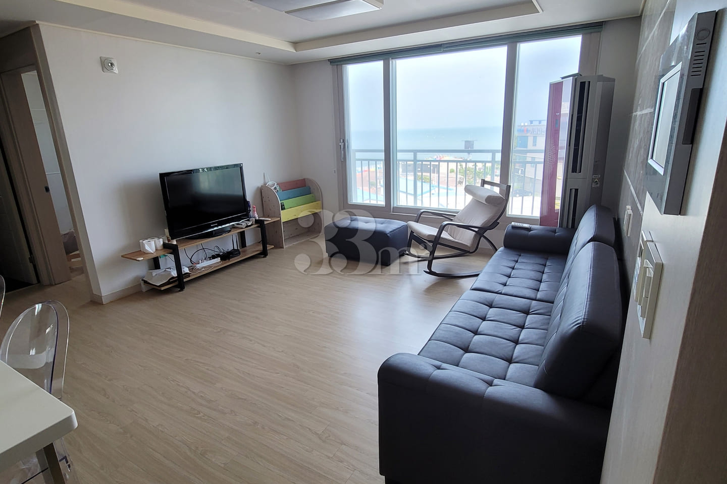 Jinha Beach Officetel 1th image