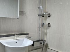 💙Great natural light, 3 bedrooms, fully furn 9th image