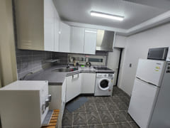 Best 3-Room Apartment near Sinnonhyeon & Eonj 8th image