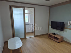Room 201 2th image