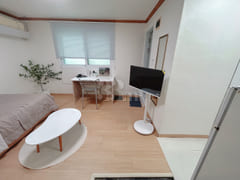 3 minutes from Sinnonhyeon Station, Gangnam a 4th image