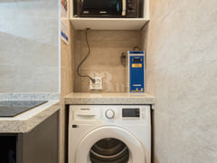 New Luxury Fully Furnished Unit 304 12th image