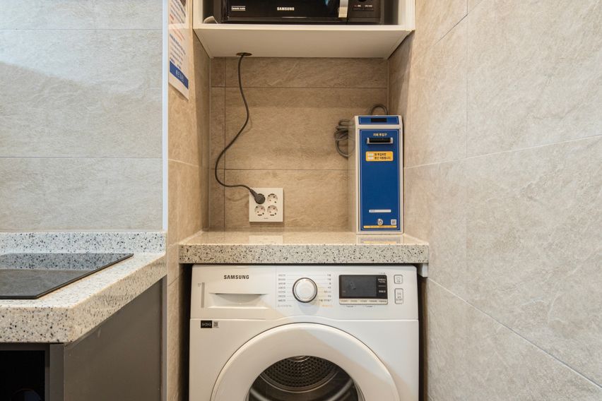 신축럭셔리풀옵션406호