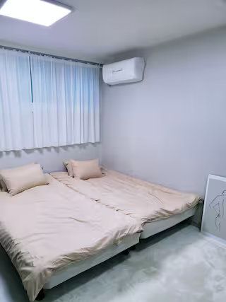 Newly opened, 9 minutes from Hongik Universit 2th image