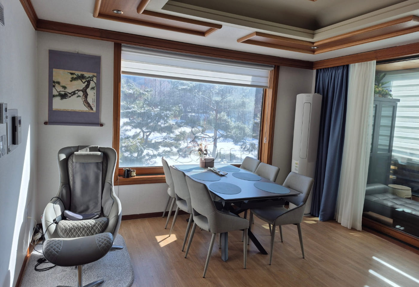 Spacious 3-bedroom villa with mountain views 1th image