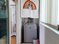 ๐ Studio apartment in a 3-story building in 8th image