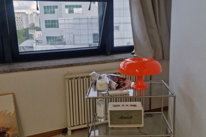 신촌역2분통창뷰넓은집 3번째 이미지
