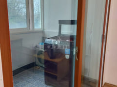Room 403 7th image