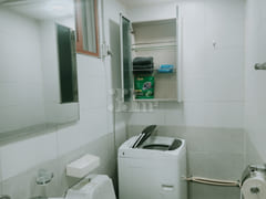 Studio with convenient parking π‘ Unit 403 6th image