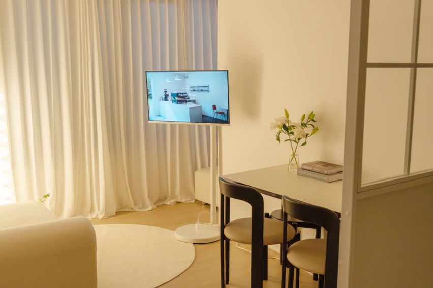 홍대1분 프라이빗3룸