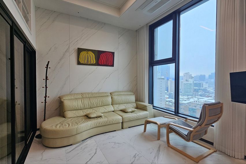 을지로 넓은 풀옵션복층 6번째 이미지