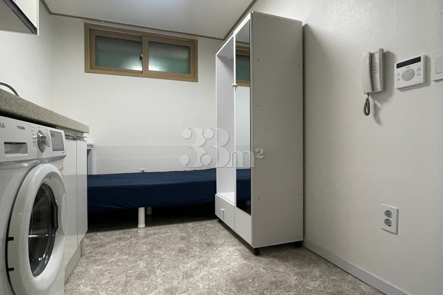GN 103 4th image