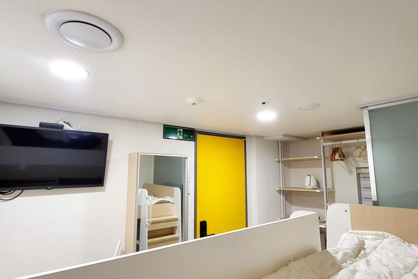 신촌3분홍대10분303