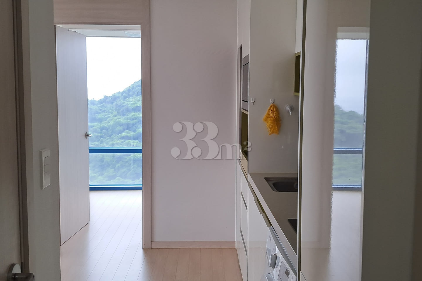 One-month stay in a two-room apartment with a 8th image