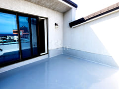 One-month beach duplex terrace 10th image