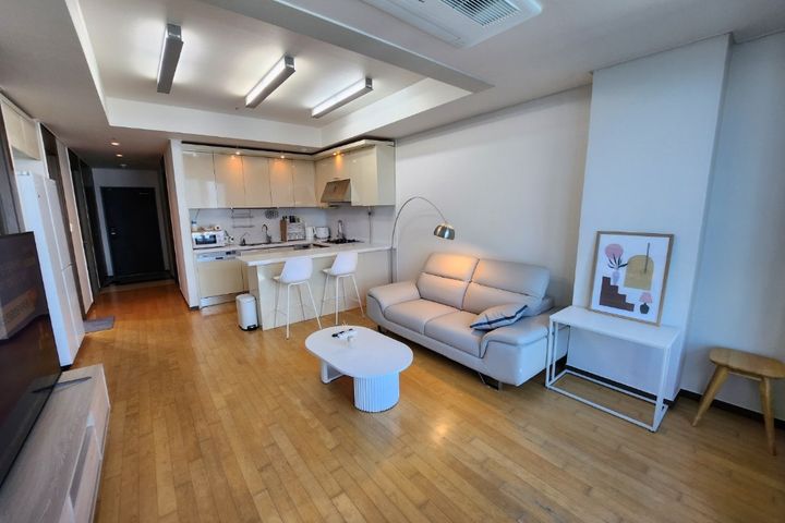 3-room officetel near the subway station 2th image