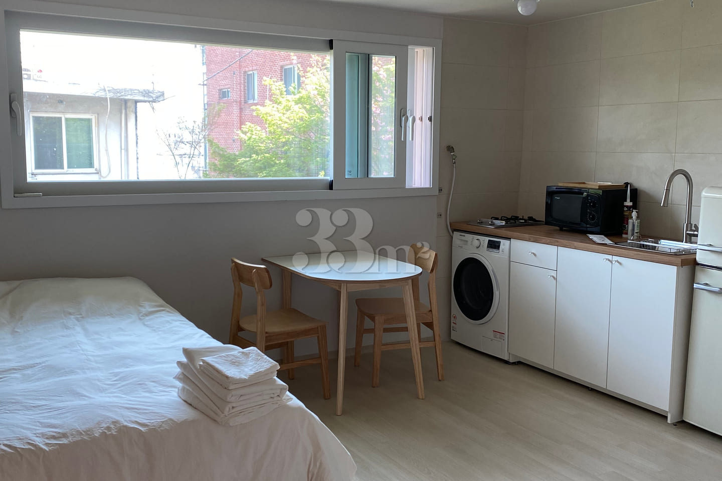 Fully furnished studio apartment with a view  5th image