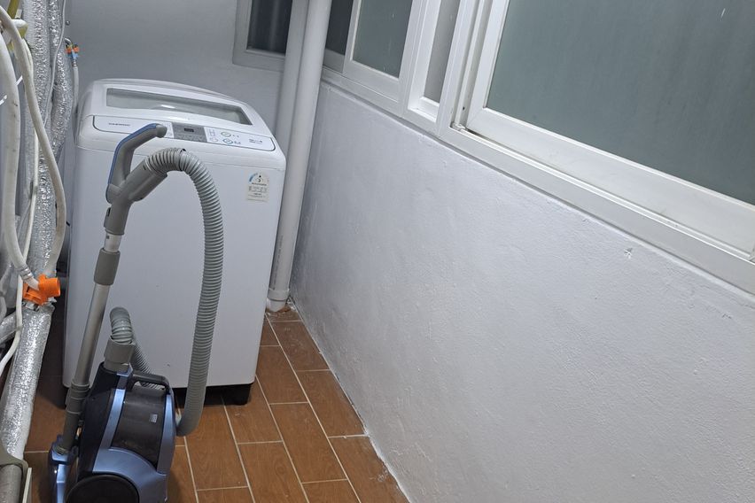 아파트1층18평,방2 