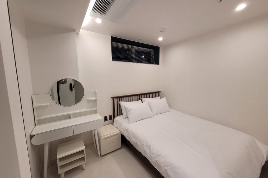 충정로역 도보1분-2인