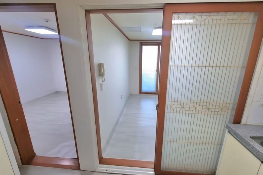 # 편안한투룸 충대앞!